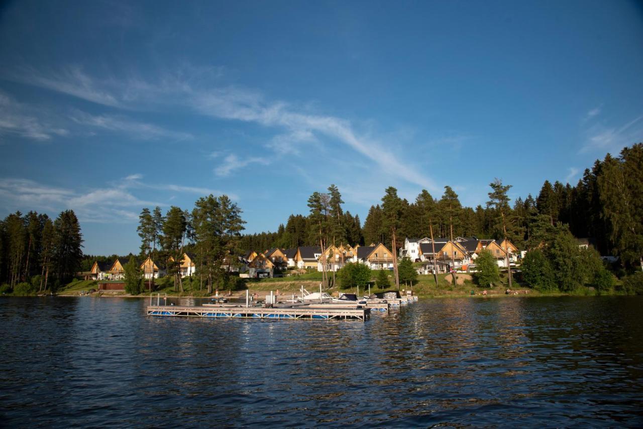 弗林布尔克Lipno Club别墅 外观 照片
